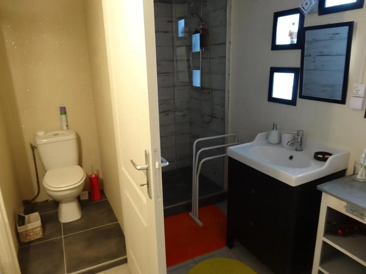 Homestay Chez Carole Et Roger Apartment Avignon